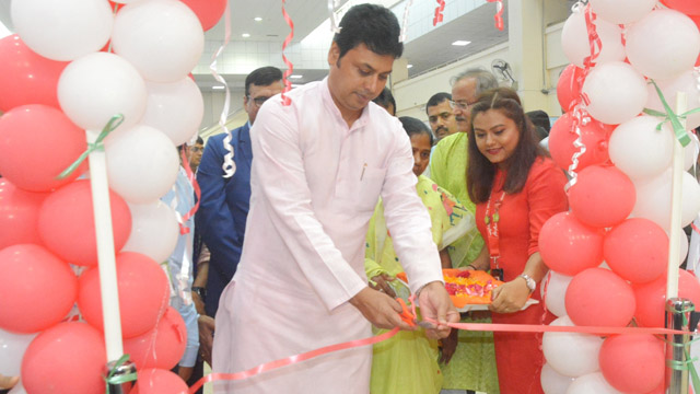 Chief Minister Biplab Kumar Deb inaugurates daily Air Asia flight service s at MBB Airport in Agartala on Sunday. Image: Indigenousherald