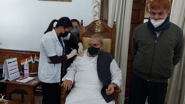 Meghalaya Governor Satya Pal Malik receives a booster dose of Covidshield at a vaccination camp held at Raj Bhavan Saturday. Image: Indigenousherald 