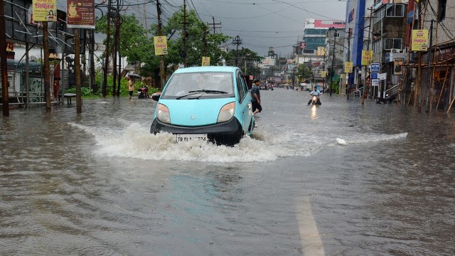 Incessant heavy shower floods portions of Agartala city Friday. Image: Indigenousherald 