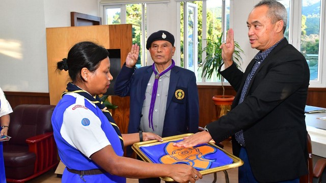 Meghalaya Bharat Scouts and Guides felicitate newly appointed Chief Secretary DP Wahlang at his office chamber in Shillong Thursday. Image: Indigenousherald