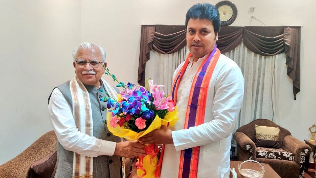 Haryana Chief Minister ML Khattar greets former Chief Minister Biplab Kumar Deb who has been appointed as BJP Pravari for Haryana at New Delhi Wednesday. Image: Twitter 