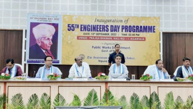 Tripura Chief Minister Dr Manik Saha graces the 55th Engineers’ Day programme in Agartala Thursday. Image: Indigenousherald 