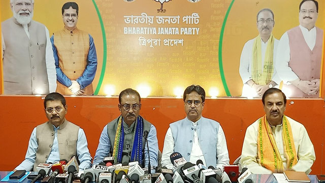 Tripura Chief Minister Dr Manik Saha flanks BJP’s central Observer Dr Mahesh Sharma and other leaders at a presser in Agartala Saturday. Image: Indigenousherald 