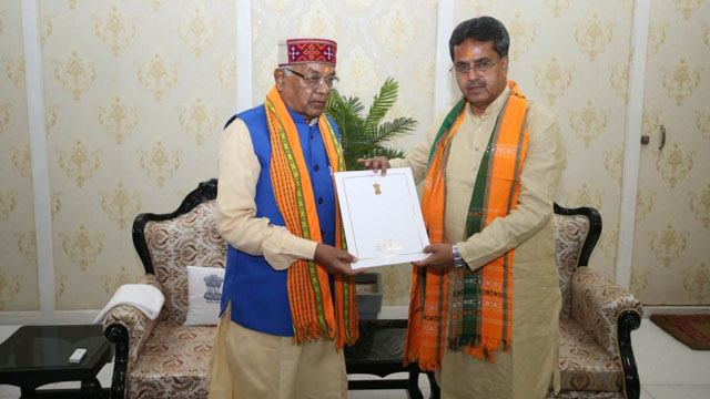 Tripura Chief Minister Dr Manik Saha Friday hands over resignation letter to the Governor in compliance with protocol in post assembly election result situation. Image: Indigenousherald