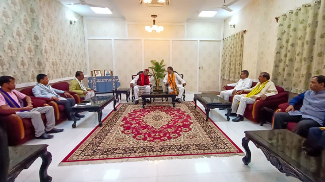 Chief Minister elect Dr Manik Saha and senior BJP leaders speak to the Tripura Governor after staking claim to form the next government in Agartala Monday. Image: Indigenousherald