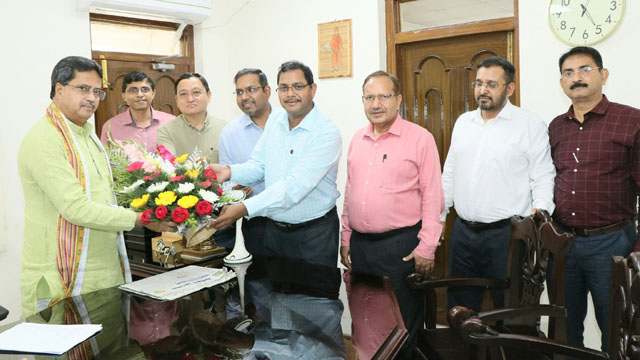 A group of functioning IAS officers pay a courtesy call to Chief Minister Dr Manik Saha at his office in Agartala Wednesday. Image: CMO, Tripura