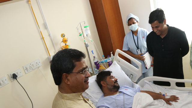Chief Minister Dr Manik Saha leads his cabinet colleagues to inquire health condition of ailing minister Sushanta Chowdhury at a private hospital in Agartala Thursday. Image: CMO, Tripura