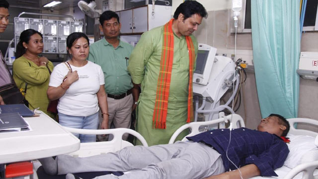 Former Tripura Chief Minister Biplab Kumar Deb Thursday visits state’s tribal welfare minister Bikash Debbarma who is admitted in AIIMS in New Delhi due to ill health. Image: Web