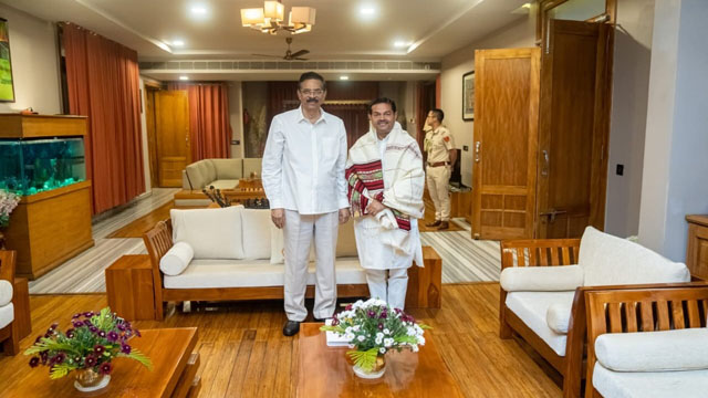 Union Minister of State for the DoNER BL Verma paid a courtesy call to Mizoram Governor Dr Hari Babu Kambhampati at the Raj Bhavan in Aizawl Saturday. Image: Indigenousherald