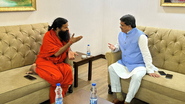 Tripura Chief Minister Dr Manik Saha had a courtesy meeting with Yoga influencer Baba Ramdev at New Delhi Saturday. Image: Web