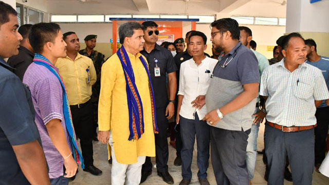 Tripura Chief Minister Dr Manik Saha inspects Longtorai Valley sub-divisional hospital in Dhalai district Tuesday. Image: Web