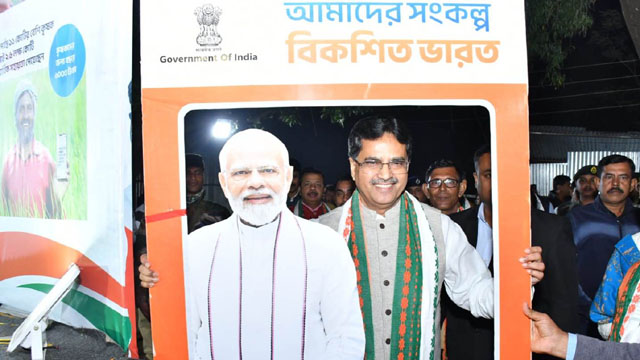Tripura Chief Minister Dr Manik Saha inaugurates block-level Viksit Bharat Sankalp Yatra and Proti Ghore Sushasan 2.0 Mela organised by Rajnagar RD Block at Dimatali near India-Bangladesh border in south Tripura Sunday. Image: Web