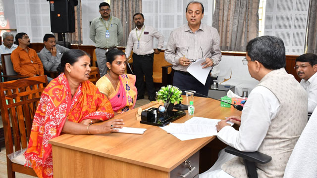 Another day of "Mukhyamantri Samipeshu", a public-interaction programme of Tripura Chief Minister Dr Manik Saha, held at his official residence in Agartala Wednesday. Image: Web