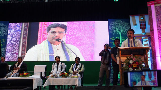 Tripura Chief Minister Dr Manik Saha speaks at the state level central programme in Agartala Wednesday to commemorate International Mother Language Day. Image: Indigenousherald 