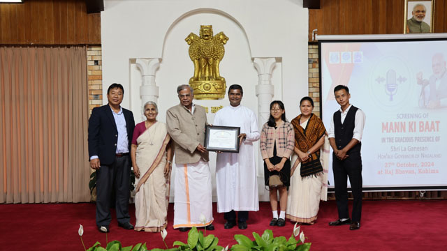 Governor La Ganesan felicitates the Shalom Rehabilitation Centre, Chümoukedima for its exemplary service to the people of Northeast during screening of Mann Ki Baat, monthly radio programme hosted by the Prime Minister Narendra Modi at Raj Bhavan in Kohima Sunday. Image: DIPR