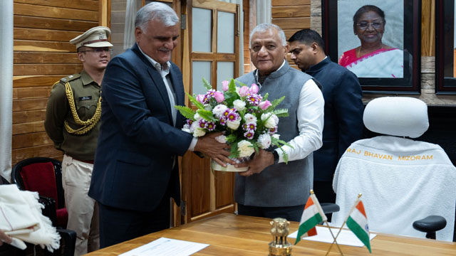 Virendra Kumar Jakhar, Executive Director of the NHIDCL, Regional Office, Aizawl, along with his team call on the Mizoram Governor General (Dr) VK Singh at Raj Bhavan Friday. Image: DIPR