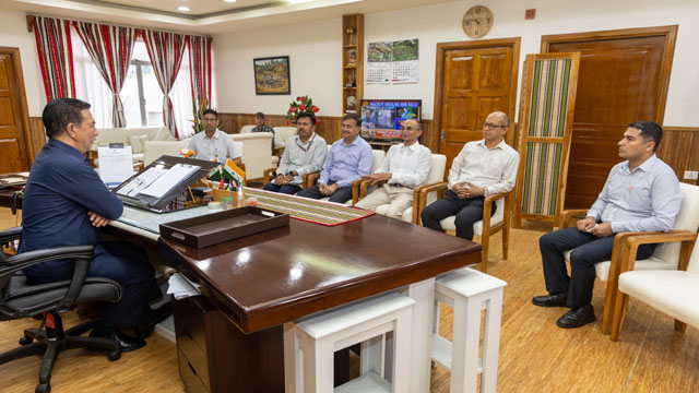 Chief Minister Lalduhoma Friday holds a meeting with NFR General Manager (Construction) AK Chaudhary to review the progress of key railway projects in Mizoram. Image: DIPR