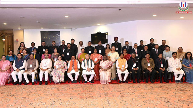 President Droupadi Murmu confers Swachh Survekshan 2024-25 Awards at Vigyan Bhagwan in New Delhi Thursday. Image: PIB