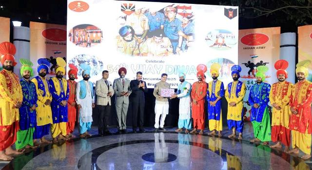 Tripura Chief Minister Dr Manik Saha graces 54th observance of the Vijay Diwas at Elbert Ekka Memorial in Agartala Tuesday. Image: Web