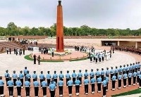 Olympian Shivpal Singh visits National War Memorial 