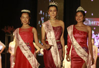 beauty contest adds colour to cherry blossom festival