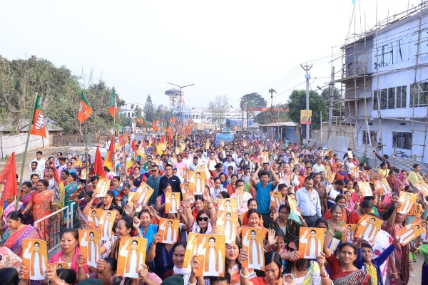 BJP committed to overall development of tribal people: CM BJP committed to overall development of tribal people: CM