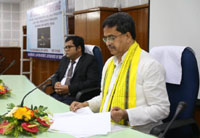 chief minister meets union finance minister at new delhi