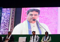 giving status to languages of minority communities cm