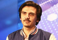 intelligence thugs bash journalist in home invasion