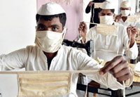 jail inmates make face masks for frontline warriors